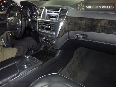 MERCEDES-BENZ GL - 3