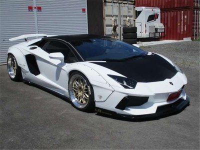 2012 Lamborghini AVENTADOR — миниатюра 19