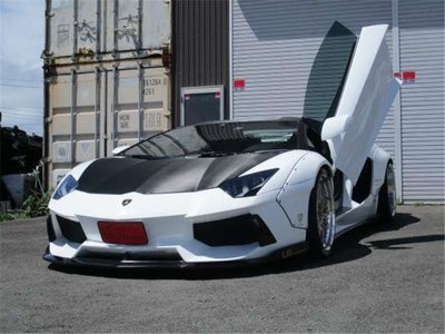 2012 Lamborghini AVENTADOR — миниатюра 17