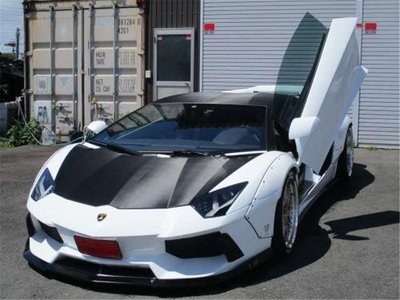 2012 Lamborghini AVENTADOR — миниатюра 16