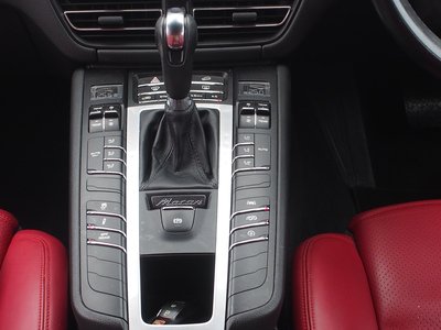 2020 Porsche MACAN 缩略图 27