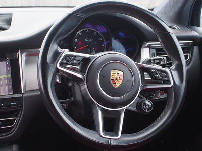 2020 Porsche MACAN 缩略图 22