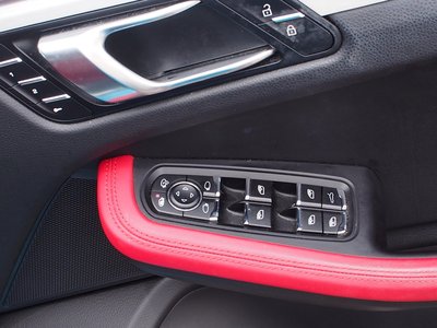 2020 Porsche MACAN 缩略图 38