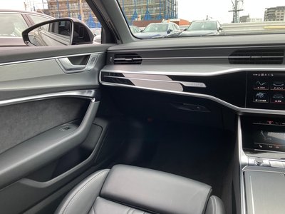 2024 AUDI A6 AVANT — миниатюра 16