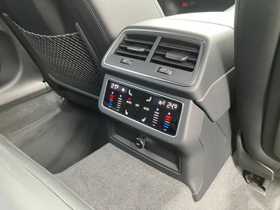 2024 AUDI A6 AVANT — миниатюра 44