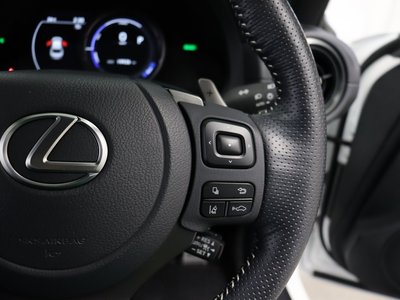 2024 Lexus IS thumbnail 16
