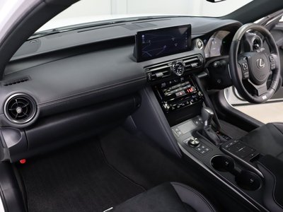 2024 Lexus IS thumbnail 12