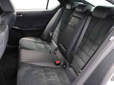 2024 Lexus IS thumbnail 20