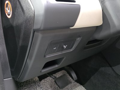 2022 LAND Rover DISCOVERY thumbnail 27