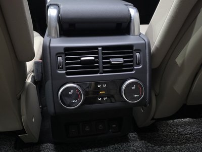 2022 LAND Rover DISCOVERY thumbnail 24