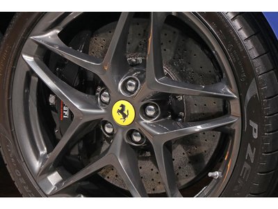2025 Ferrari ROMA SPIDER — фото 9