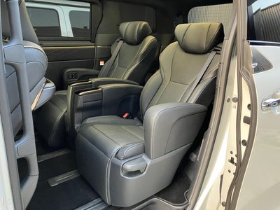 2024 Toyota ALPHARD — миниатюра 21