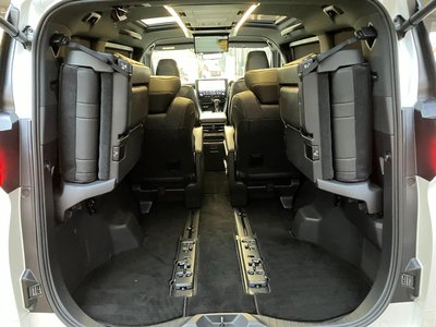 2024 Toyota ALPHARD — миниатюра 35