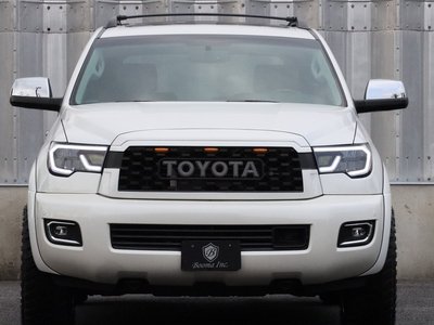 TOYOTA SEQUOIA - 2