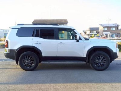 TOYOTA LAND CRUISER - 4