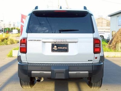 TOYOTA LAND CRUISER - 8