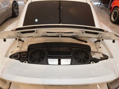 PORSCHE 911 - 9