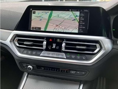 2022 BMW 3 SERIES 照片 9