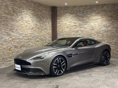 ASTON MARTIN VANQUISH