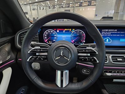 MERCEDES-BENZ GLE - 8