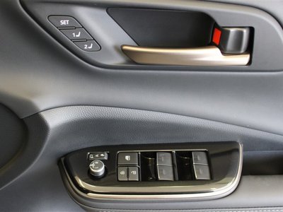 TOYOTA CROWN CROSSOVER - 5