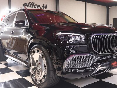MERCEDES-BENZ GLS MAYBACH 2023 thumbnail 8