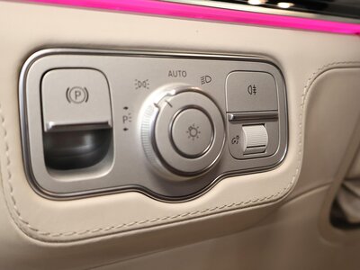 MERCEDES-BENZ GLS MAYBACH 2023 thumbnail 50
