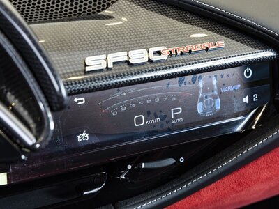 FERRARI SF90 STRADALE - 10