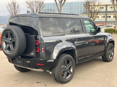 LAND ROVER DEFENDER - 4