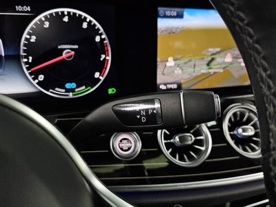 MERCEDES-BENZ CLS - 9