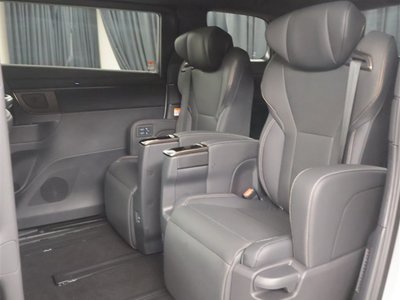 صورة مصغرة 31 لـ 2023 Toyota ALPHARD
