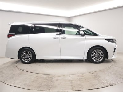 صورة 2 لـ 2023 Toyota ALPHARD