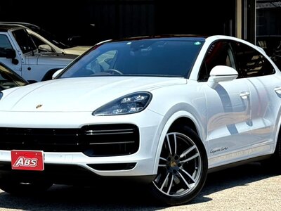 PORSCHE CAYENNE COUPE
