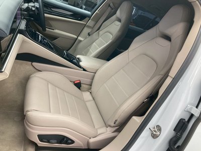 PORSCHE PANAMERA - 5