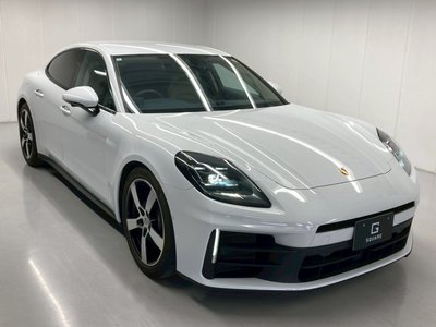 PORSCHE PANAMERA - 10