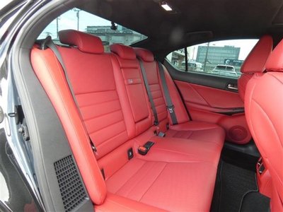 2024 Lexus IS 缩略图 32