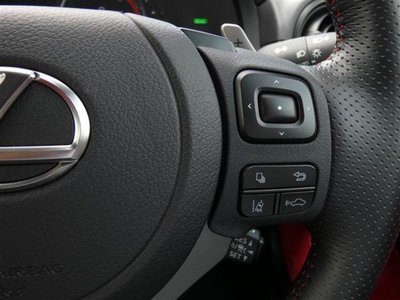 2024 Lexus IS 缩略图 19