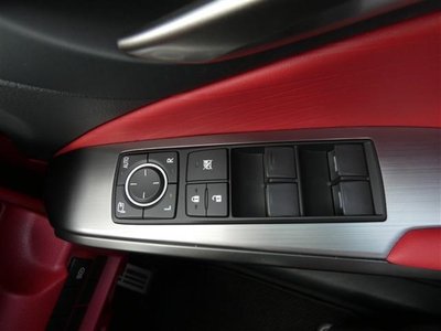 2024 Lexus IS 缩略图 23