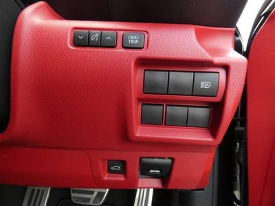 2024 Lexus IS 缩略图 24