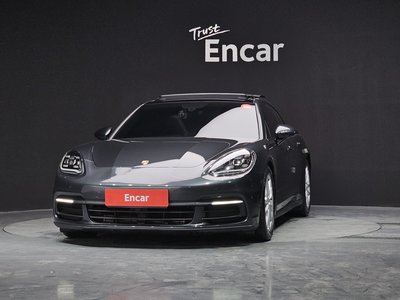 PORSCHE PANAMERA - 2