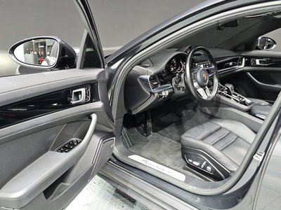 PORSCHE PANAMERA - 10