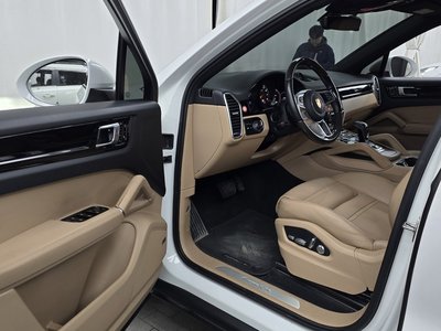 PORSCHE CAYENNE - 10