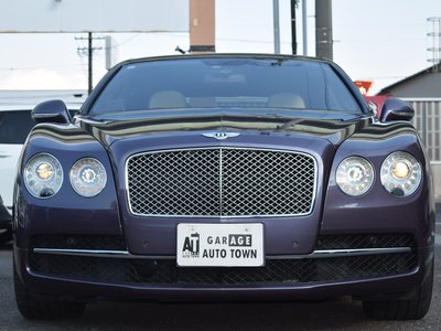 BENTLEY FLYING SPUR - 2