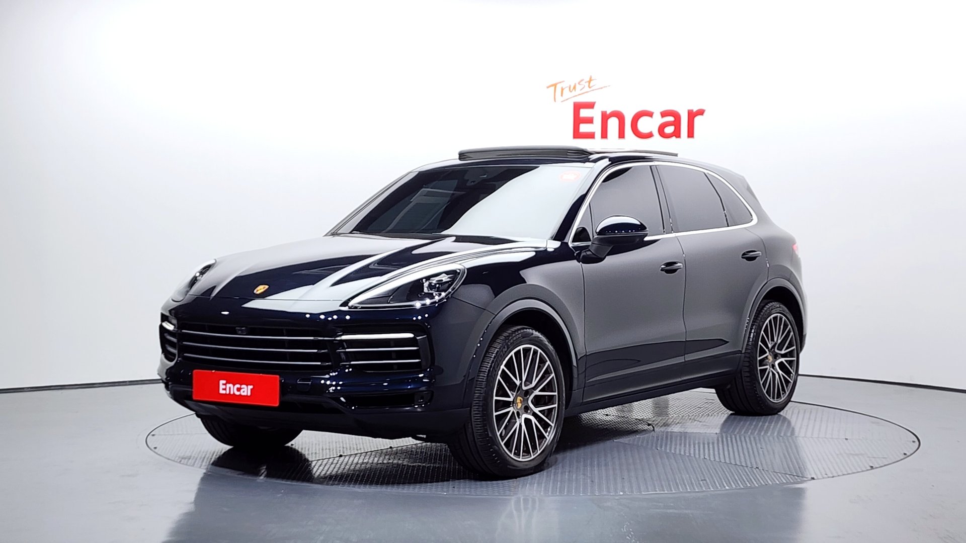 PORSCHE CAYENNE - View 1