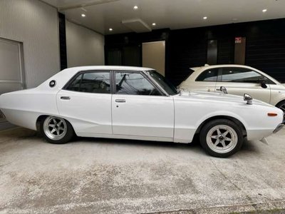 NISSAN SKYLINE - 4