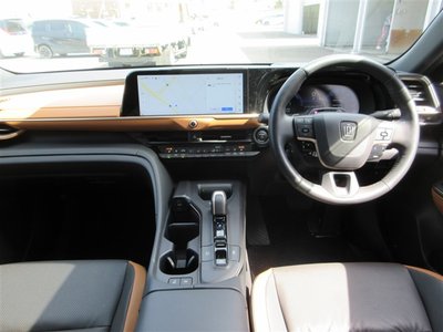 TOYOTA CROWN CROSSOVER - 9