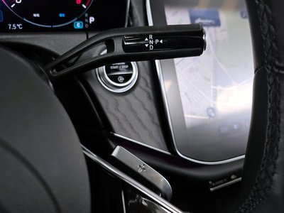 MERCEDES-BENZ E-CLASS - 9