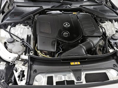 MERCEDES-BENZ E-CLASS - 7