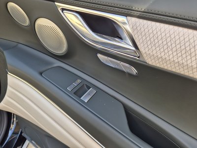 2025 Genesis GV80 thumbnail 11