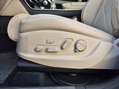 2025 Genesis GV80 thumbnail 14